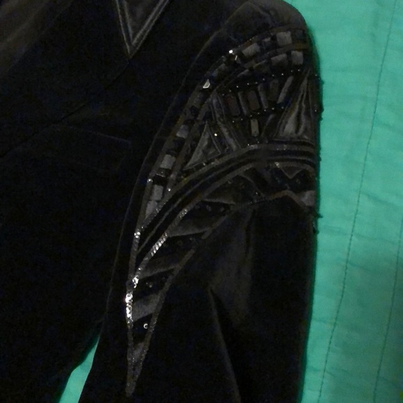 ESCADA GORGEOUS VELVET JEWELED BLAZER - Picture 3 of 8